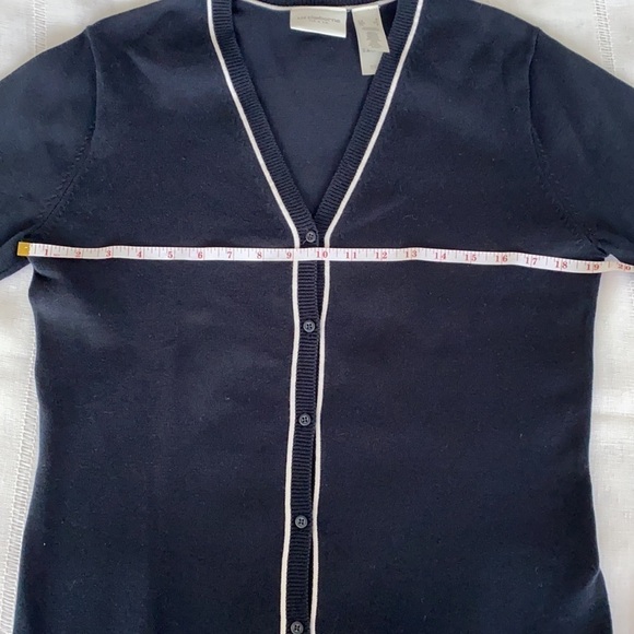Dark Navy with white piping Liz Claiborne cardigan. - Picture 5 of 10